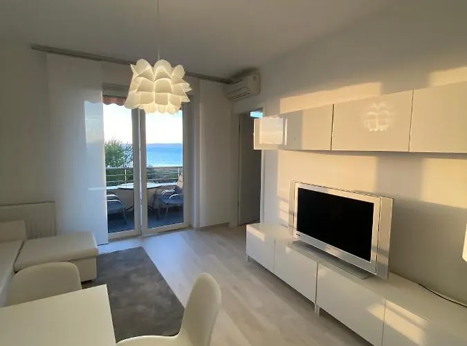 Club218 The Sunset - Wellness Apartment